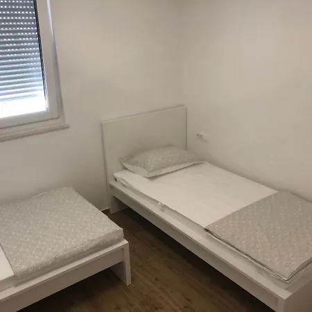 Apartman Lea Apartamento Makarska